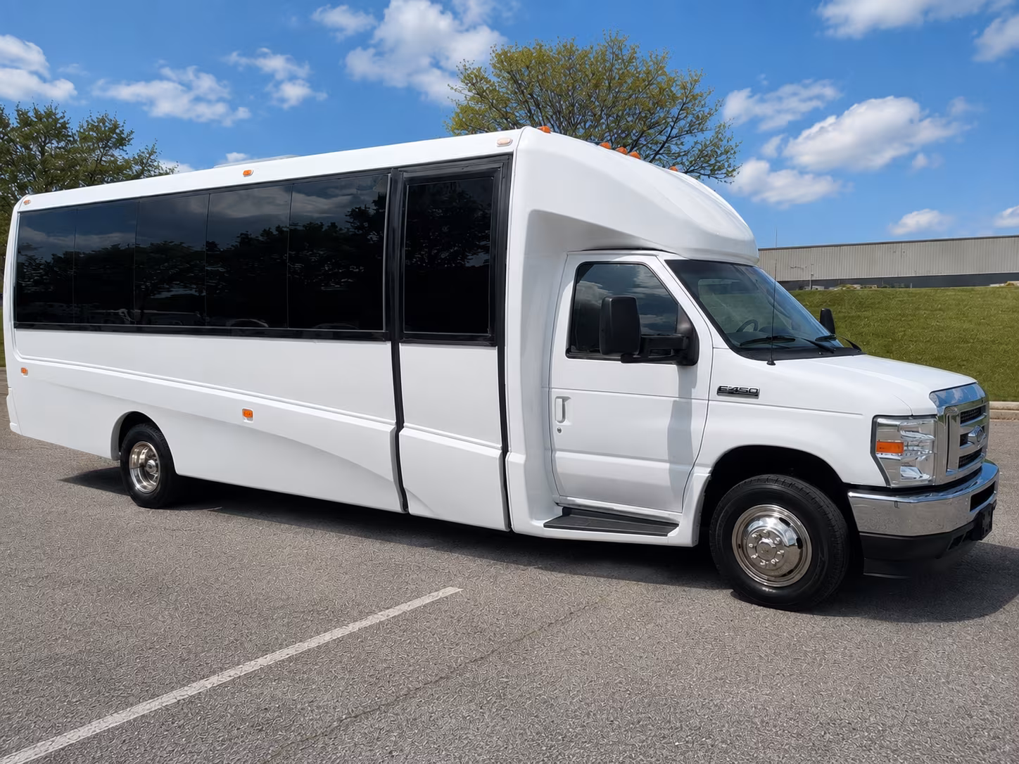 bellflower discreet government and military shuttles in bellflower