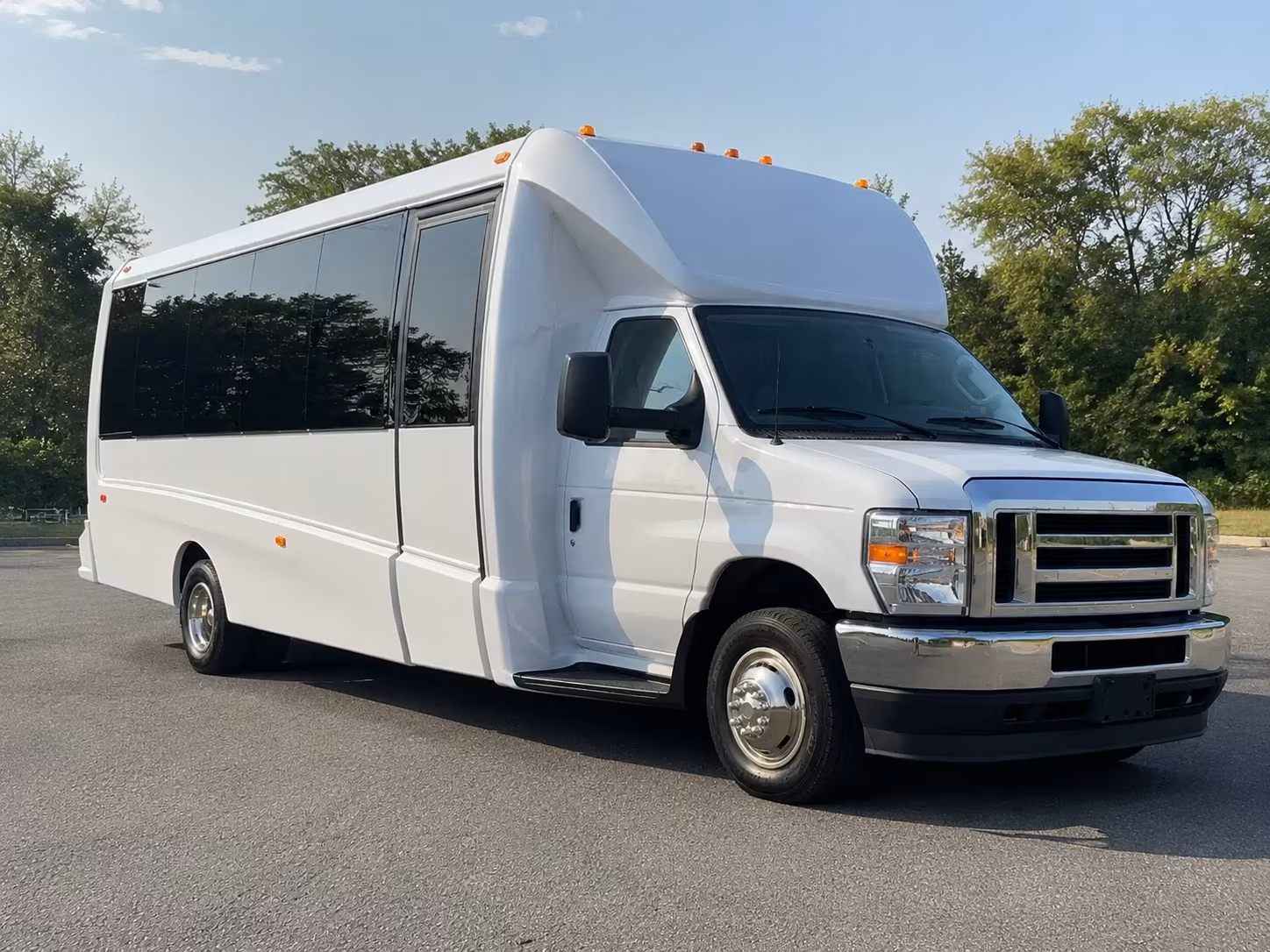 disneyland knotts berry farm whittier party bus rental