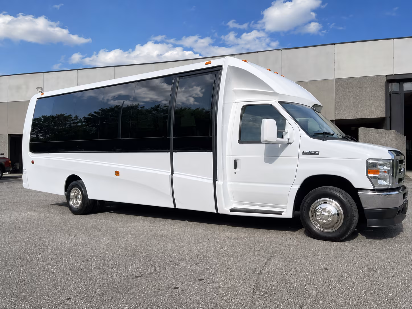 how your starting location and deadhead miles affect bus rental rates