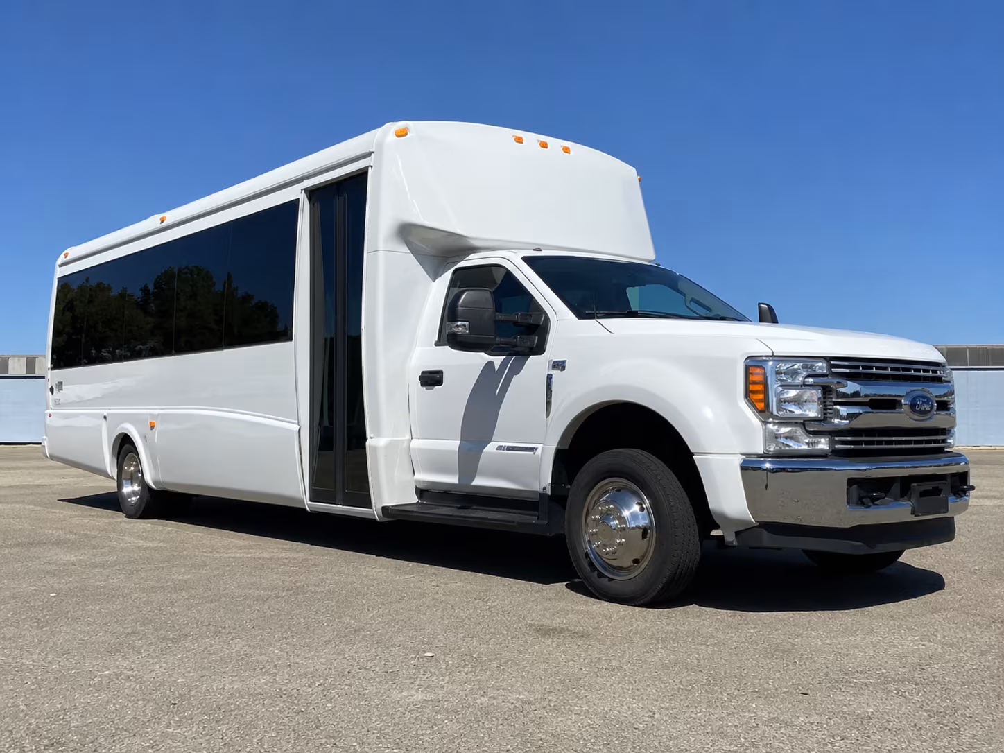 la habra private employee transportation in la habra